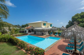 Domaine de l'Anse Simon - Piscine - 7 chambres